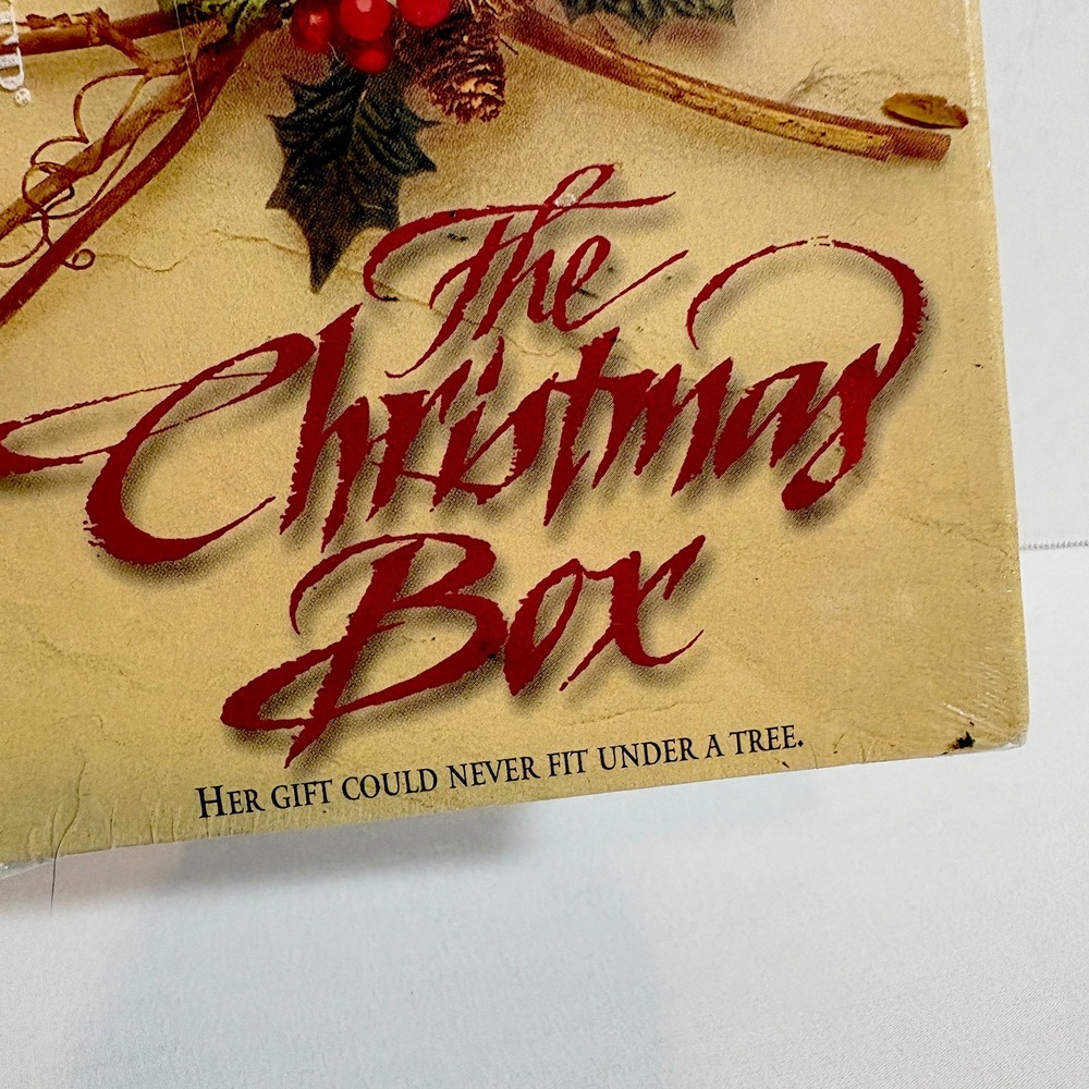 The Christmas Box 1995 VHS Richard Thomas Maureen O'Hara Holiday Movie SEALED - Picture 3 of 9
